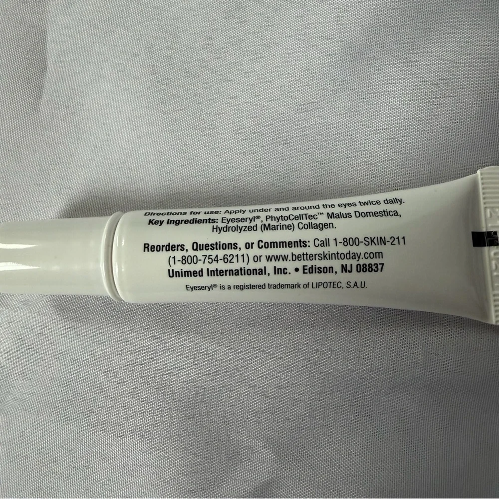 Genucel Plant Stem Cell Therapy Eye Bags Puffiness .5 oz New In Box